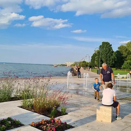 Varlak Apartmans ✷ ✷ ✷ Siófok Zewnętrze zdjęcie