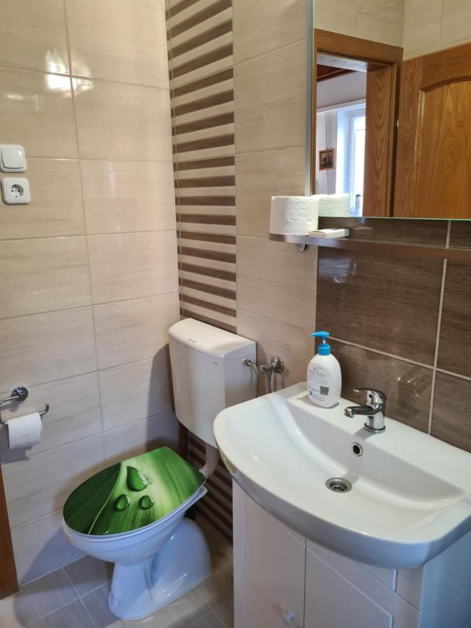 Appartamento Varlak Apartmans ✷ ✷ ✷ *